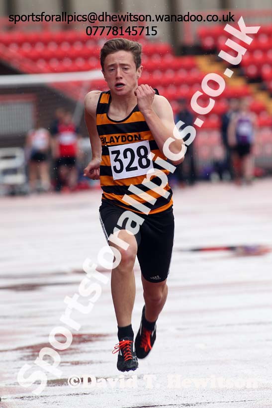 Boys under-15s 100 metres, Gateshead Tartan Games. Phot: David T. Hewitson/Sports for All Pics